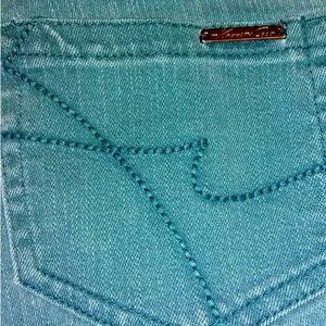 Keneth Cole straight jeans size 30, gorgeous green